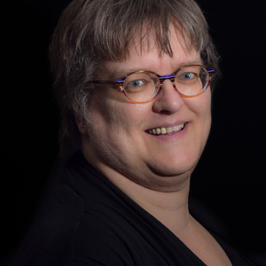 Karen den Dekker, drs.